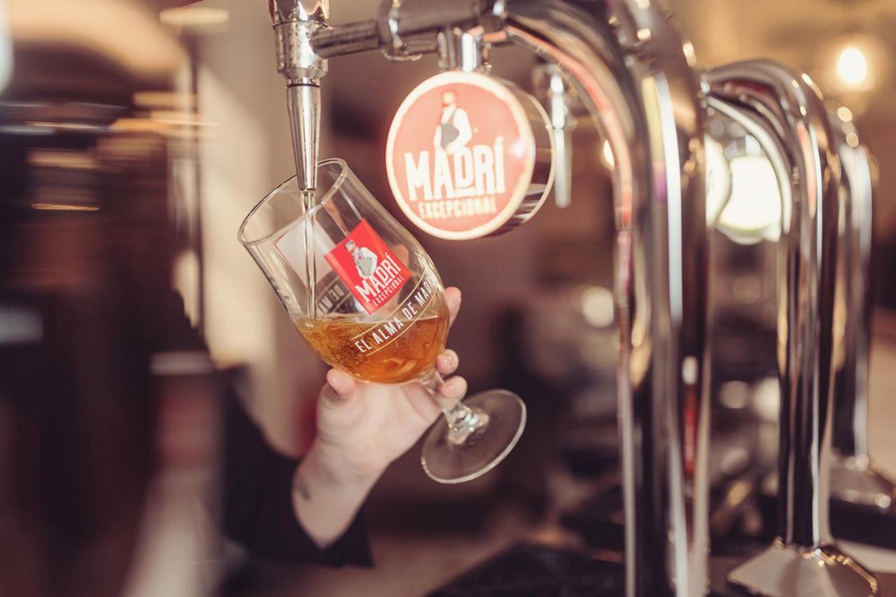 Longlands Inn & Cottages Carnforth Ngoại thất bức ảnh Beer tap