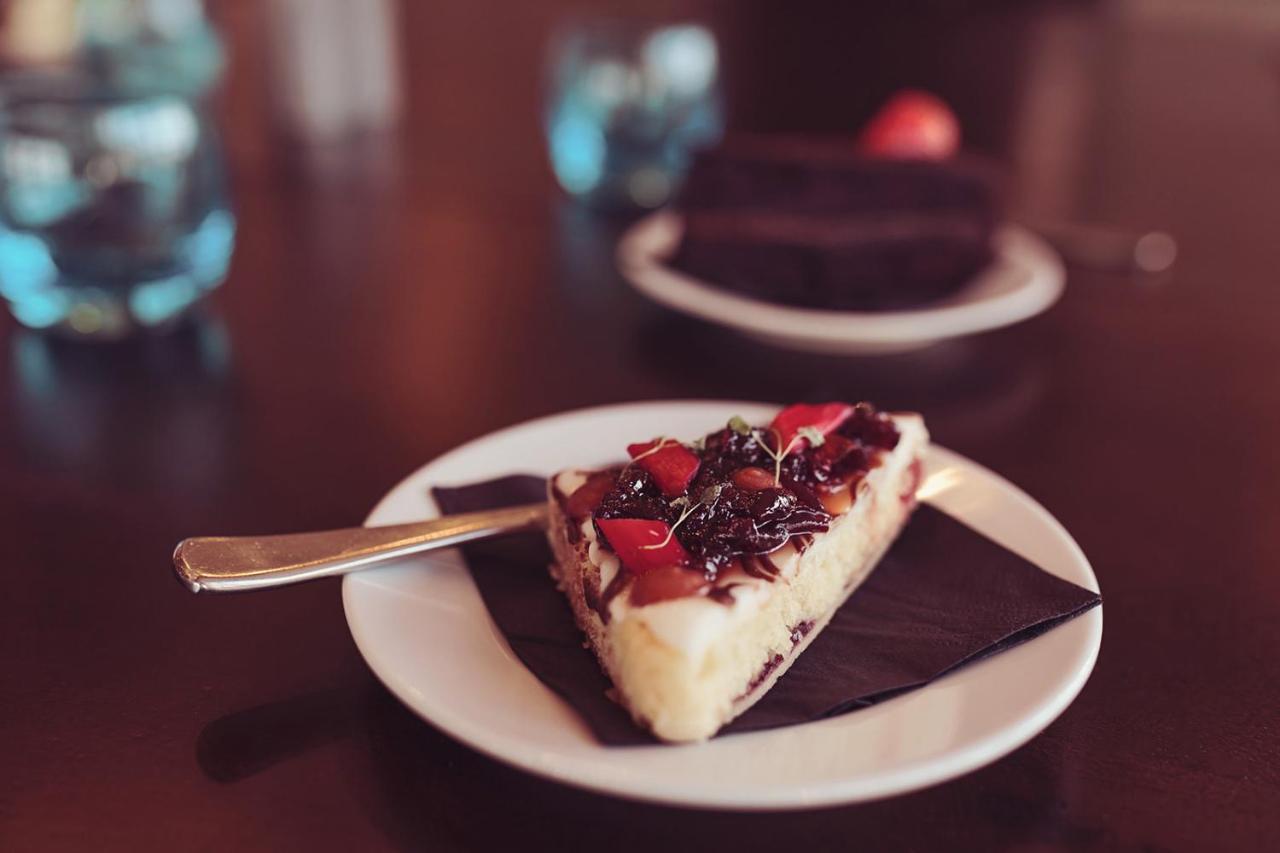 Longlands Inn & Cottages Carnforth Ngoại thất bức ảnh A slice of strawberry shortcake