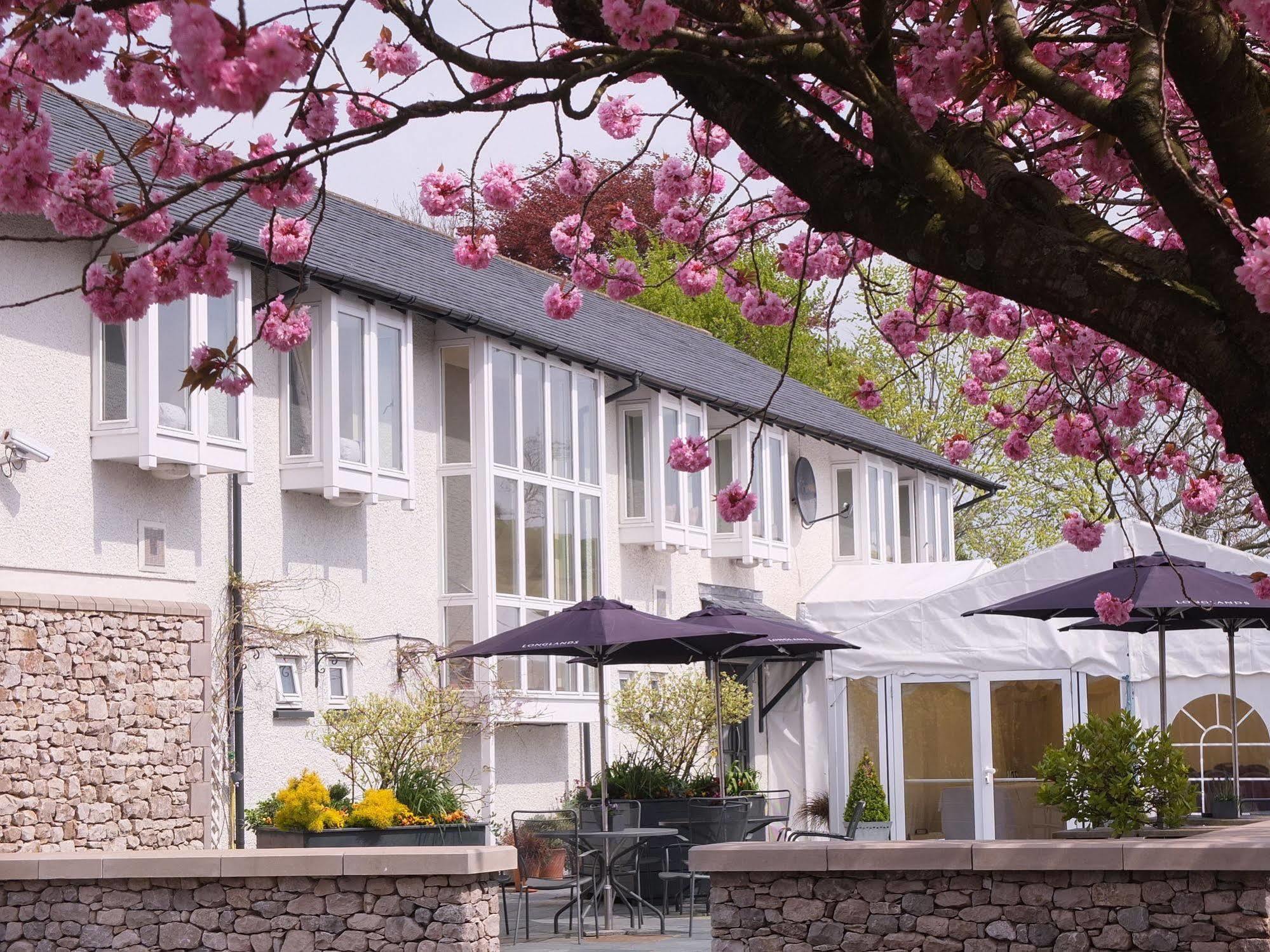 Longlands Inn & Cottages Carnforth Ngoại thất bức ảnh The hotel in 2011
